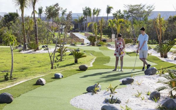 Royalton Bavaro Resort and Spa - Mini Golf
